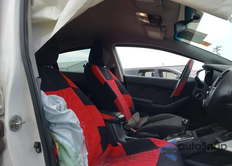 2018 Kia Forte Lx из США, поврежденный, VIN 3KPFL4A7XJE210036